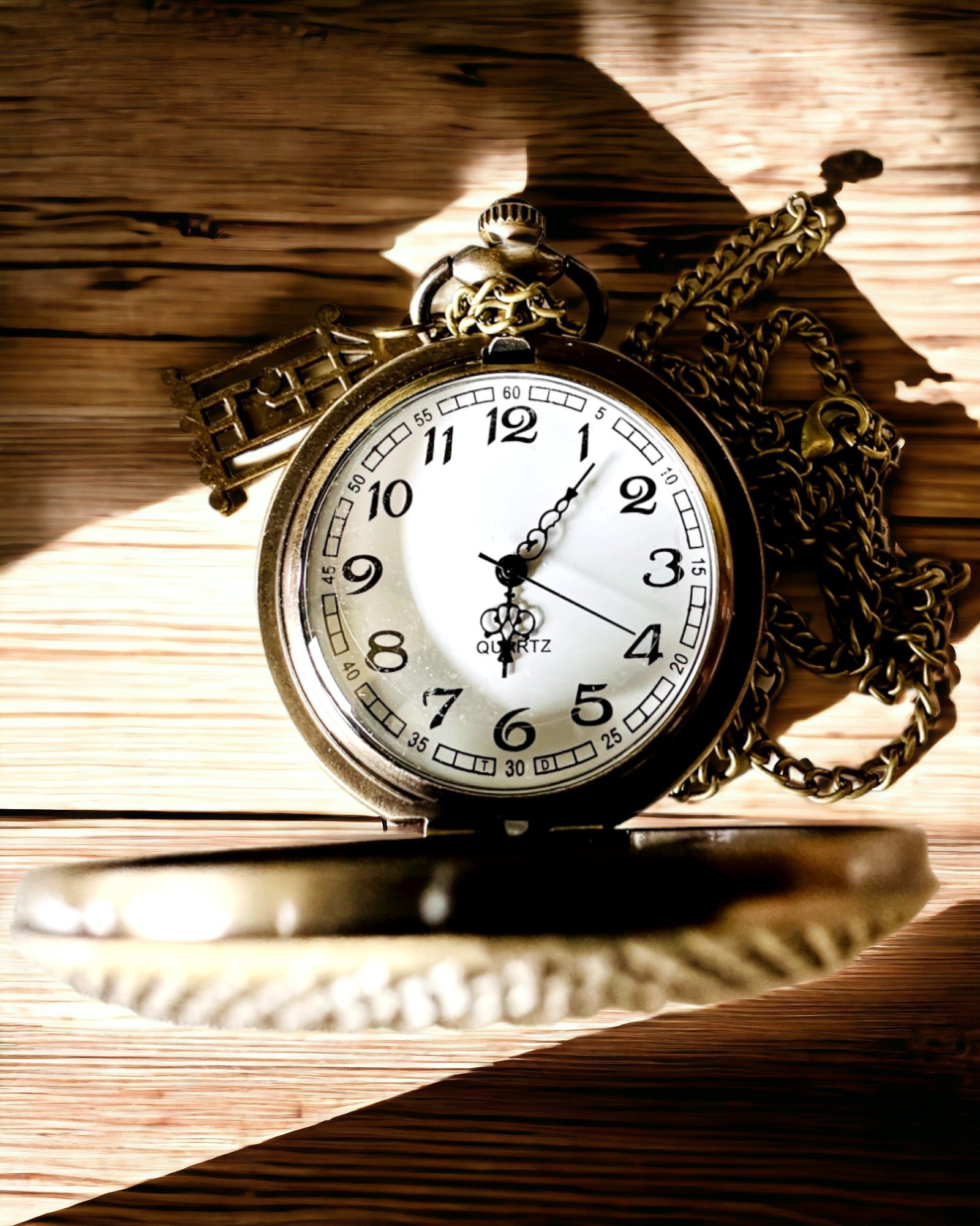 Taschenuhr "Schmetterling Eleganz" mit Gravurpersonalisierung