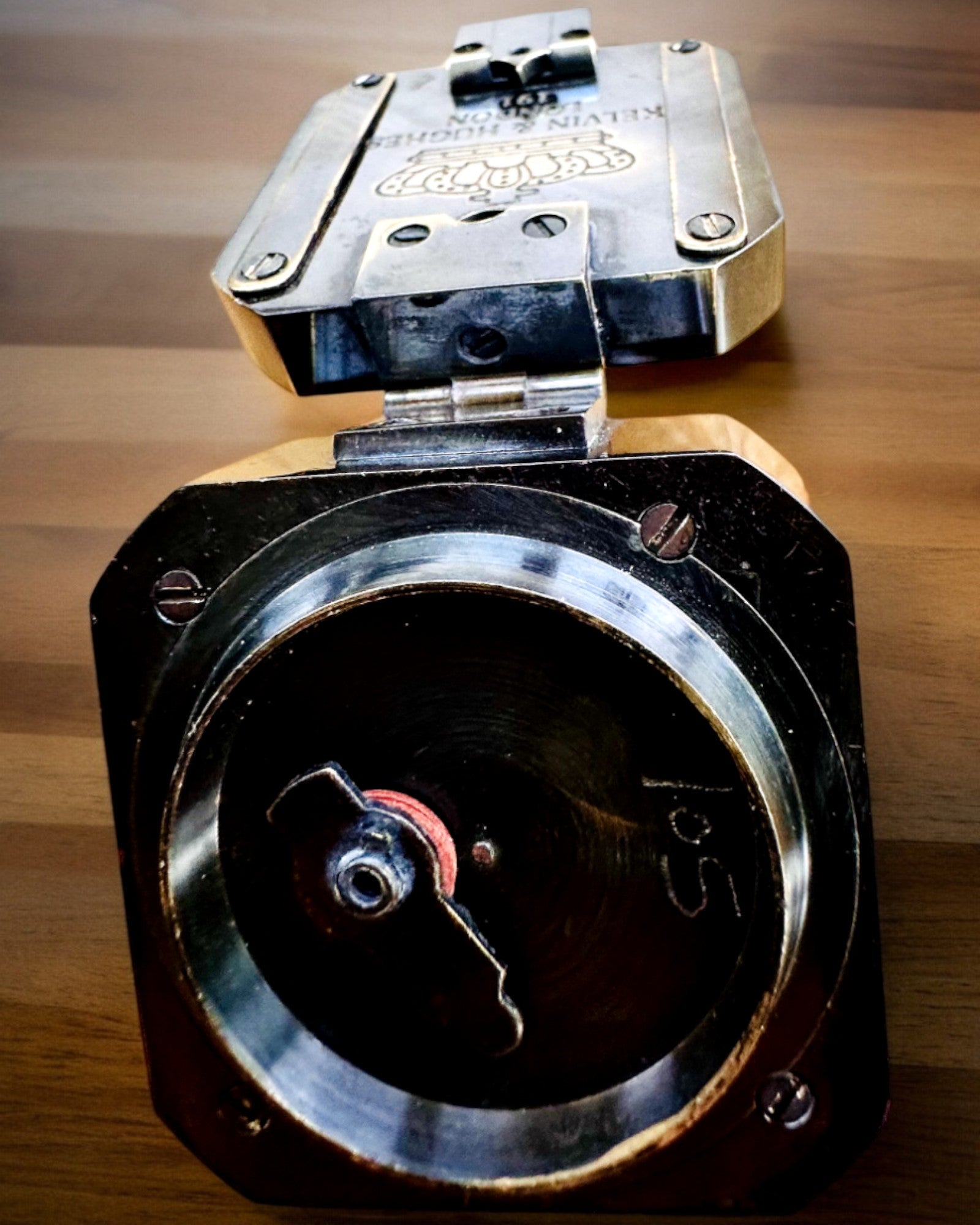 Compas de capitaine "Navigator" solide et premium - avec option de personnalisation par gravure