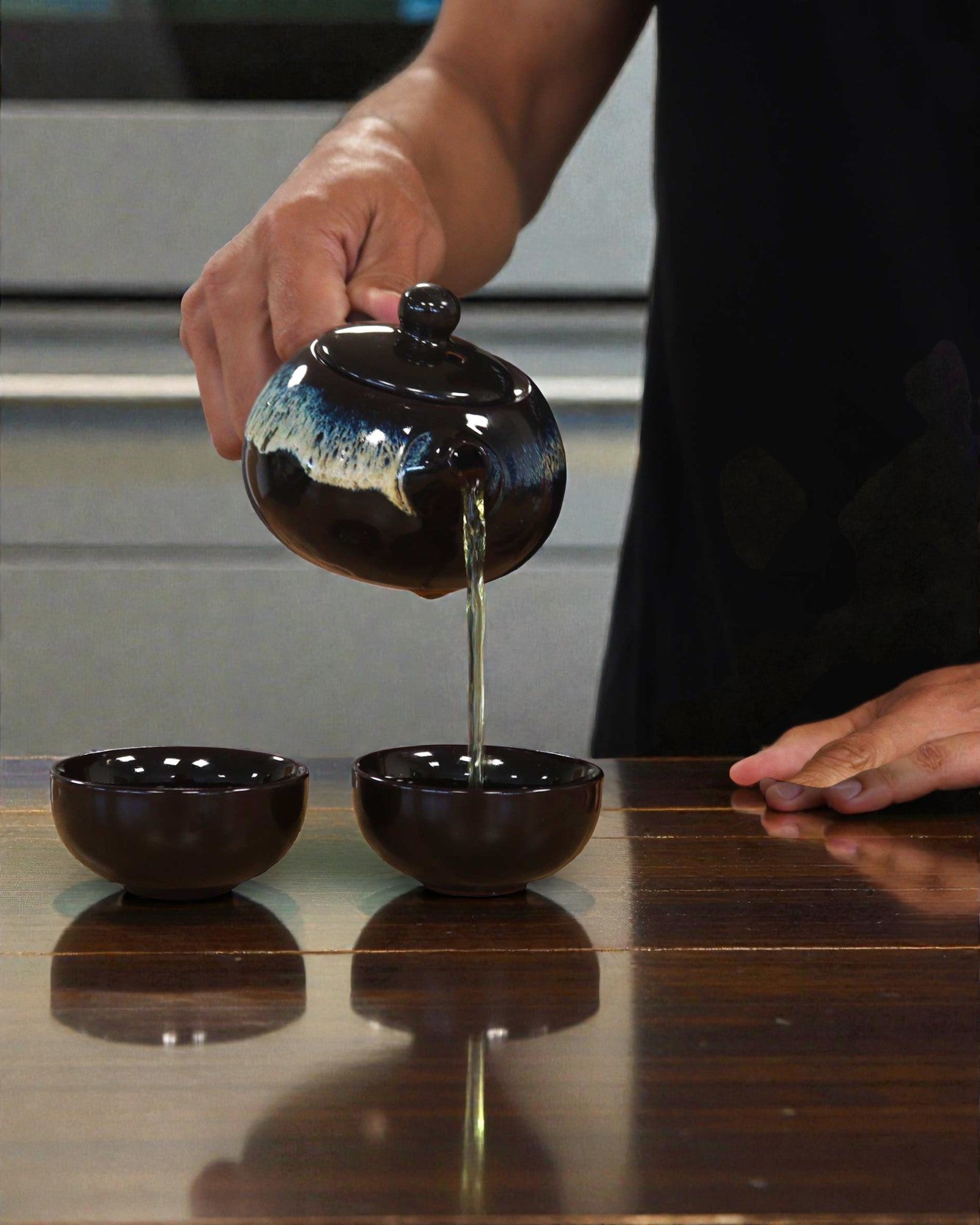 Czarna Glazura – Petit set de thé avec 2 tasses