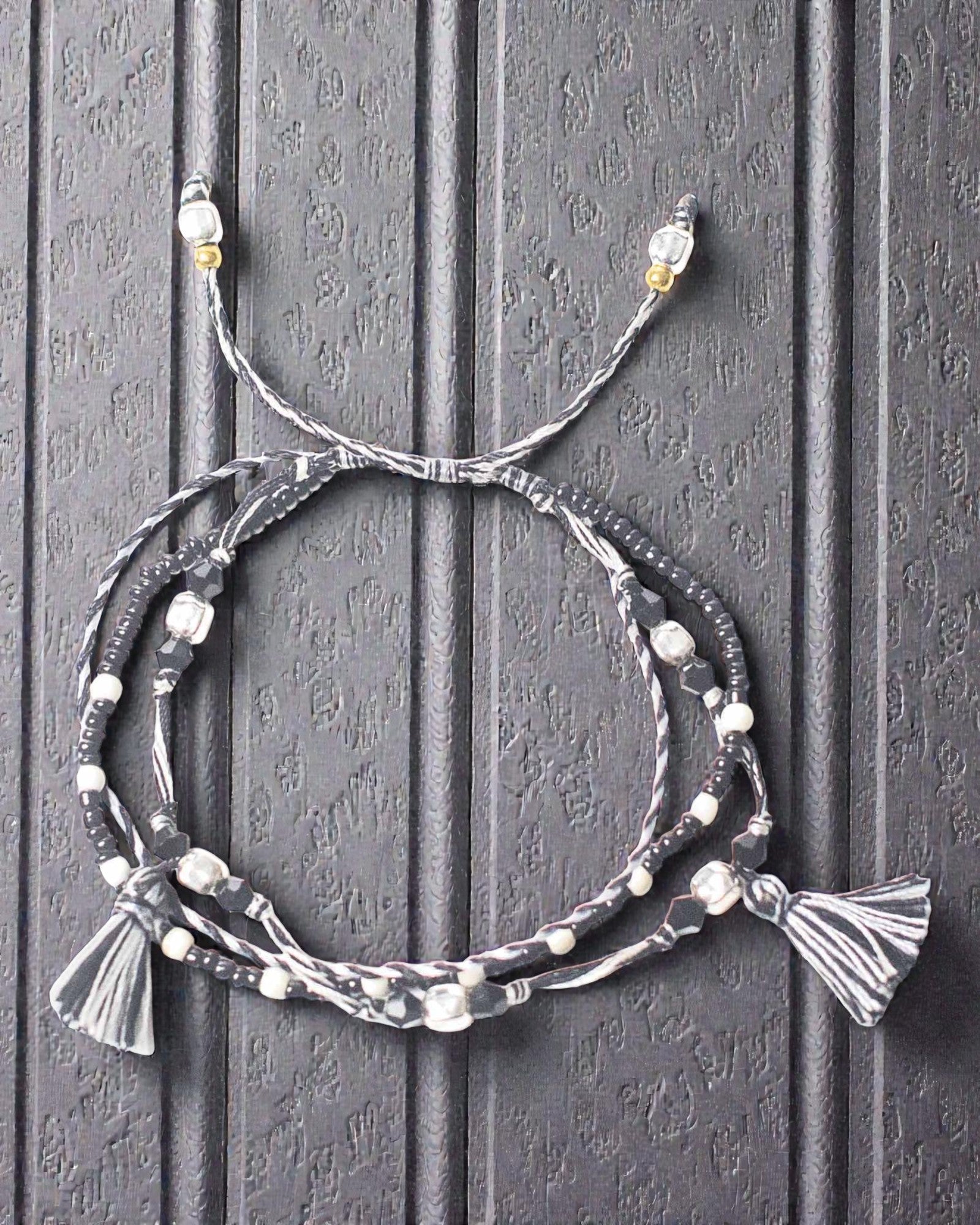 Tempelarmband aus Schnur Yin Yang – Gleichgewicht der Natur