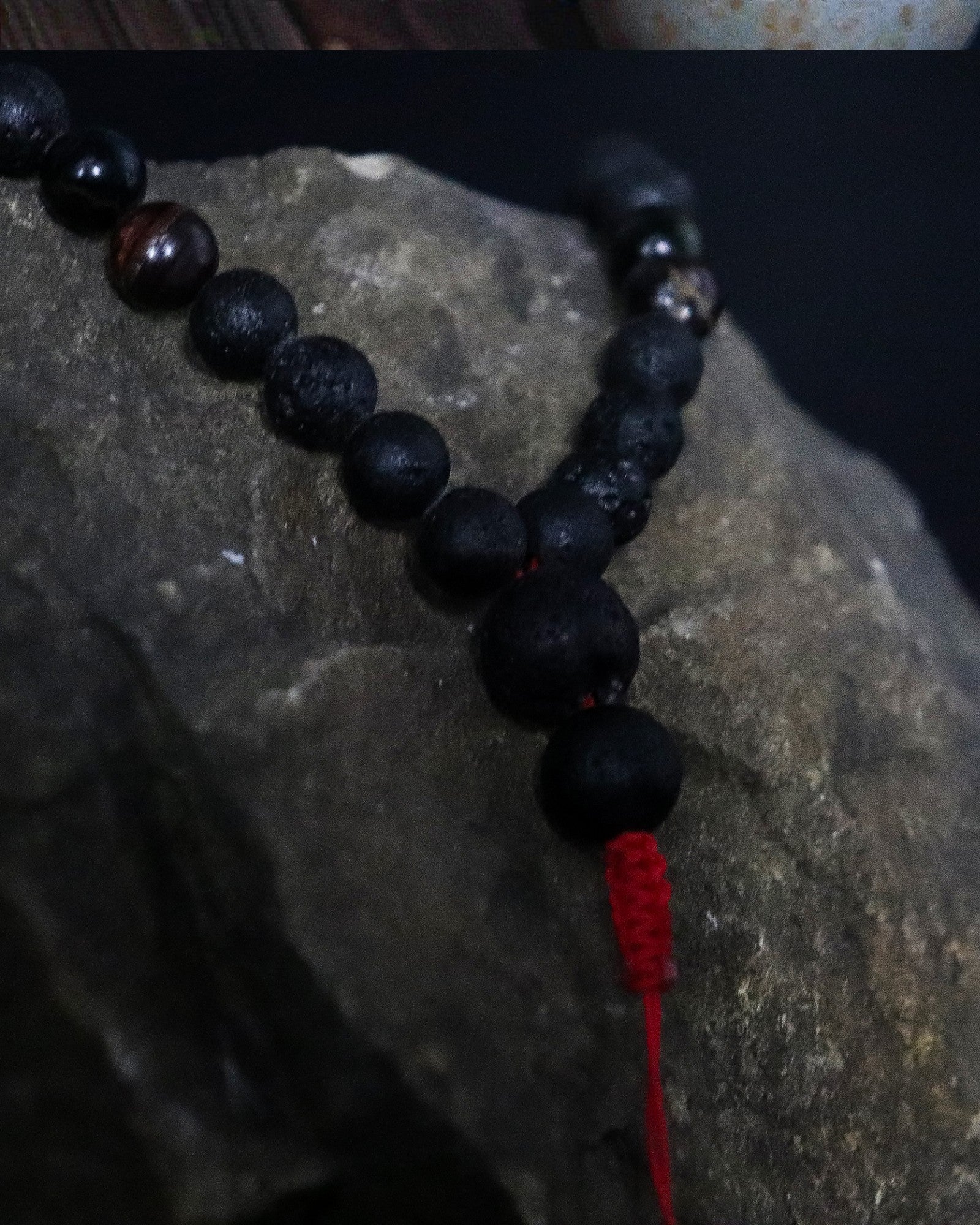 Collier Essence du Volcan – Transformation personnelle
