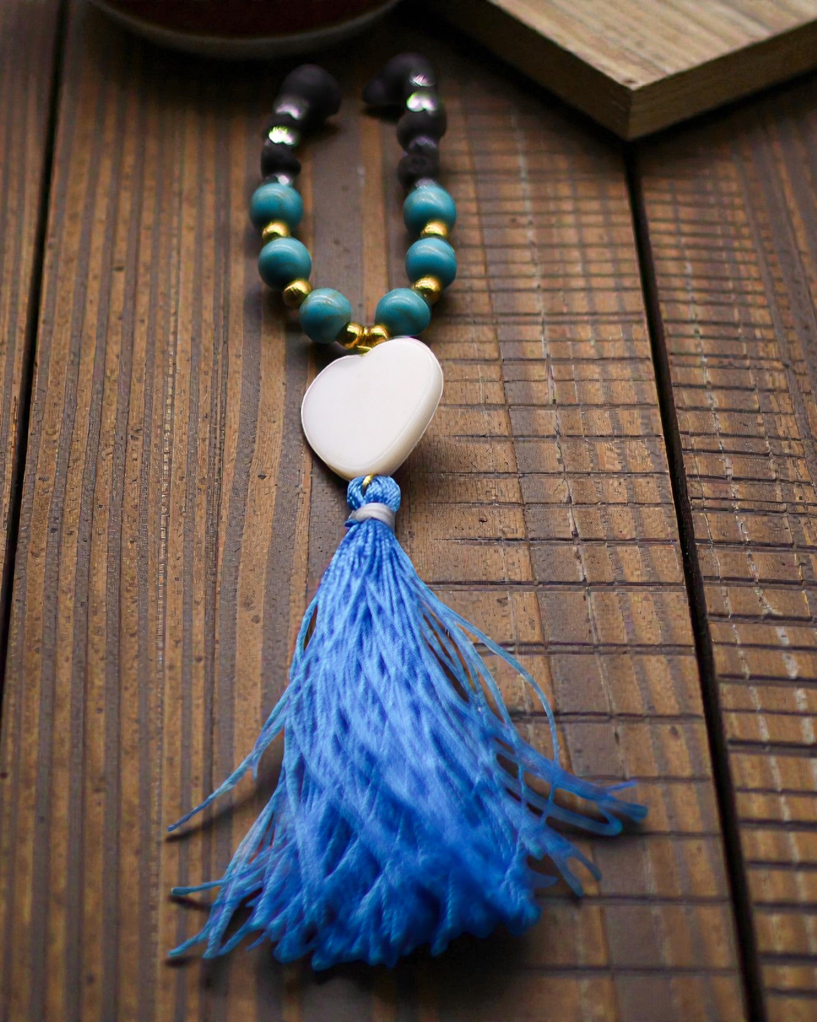 Essence of the Volcano Necklace - Influence apaisante