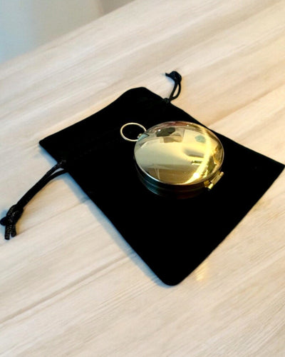 Bussola in Ottone Impermeabile con Effetto Luminoso - Essenziale per Escursioni e Campeggio, personalizzazione con incisione