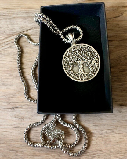 Amulett Baum des Lebens mit Gravurmöglichkeit - Halskette "Vitalität der Natur", Personalisierung