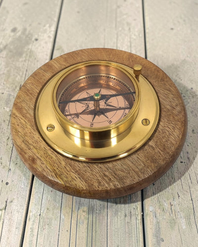 Elegant Decorative Compass with Brass Finish, Personalized Engraving, 15 cm, Perfect Gift for Travel Lovers, Made of Wood and Glass