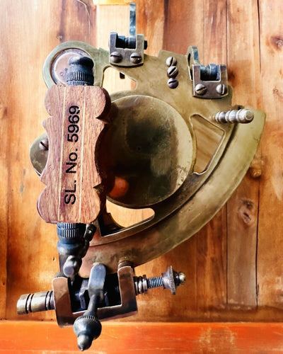 Sekstant Premium mit antikem Kompass - Personalisierung mit Gravur möglich