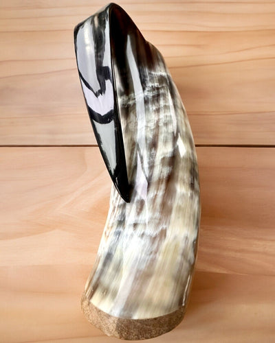 Carved Mug 'Masterpiece' with Customizable Engraving - 5 Color Variants