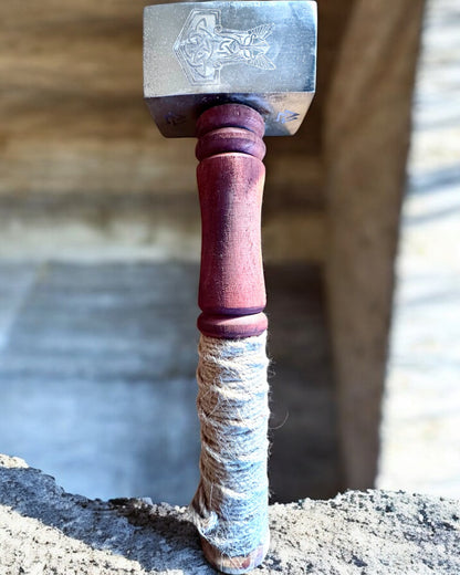 Mjölnir-Hammer der Skalden – 33 cm, handgeschmiedeter Wikingerhammer mit Gravur-Option