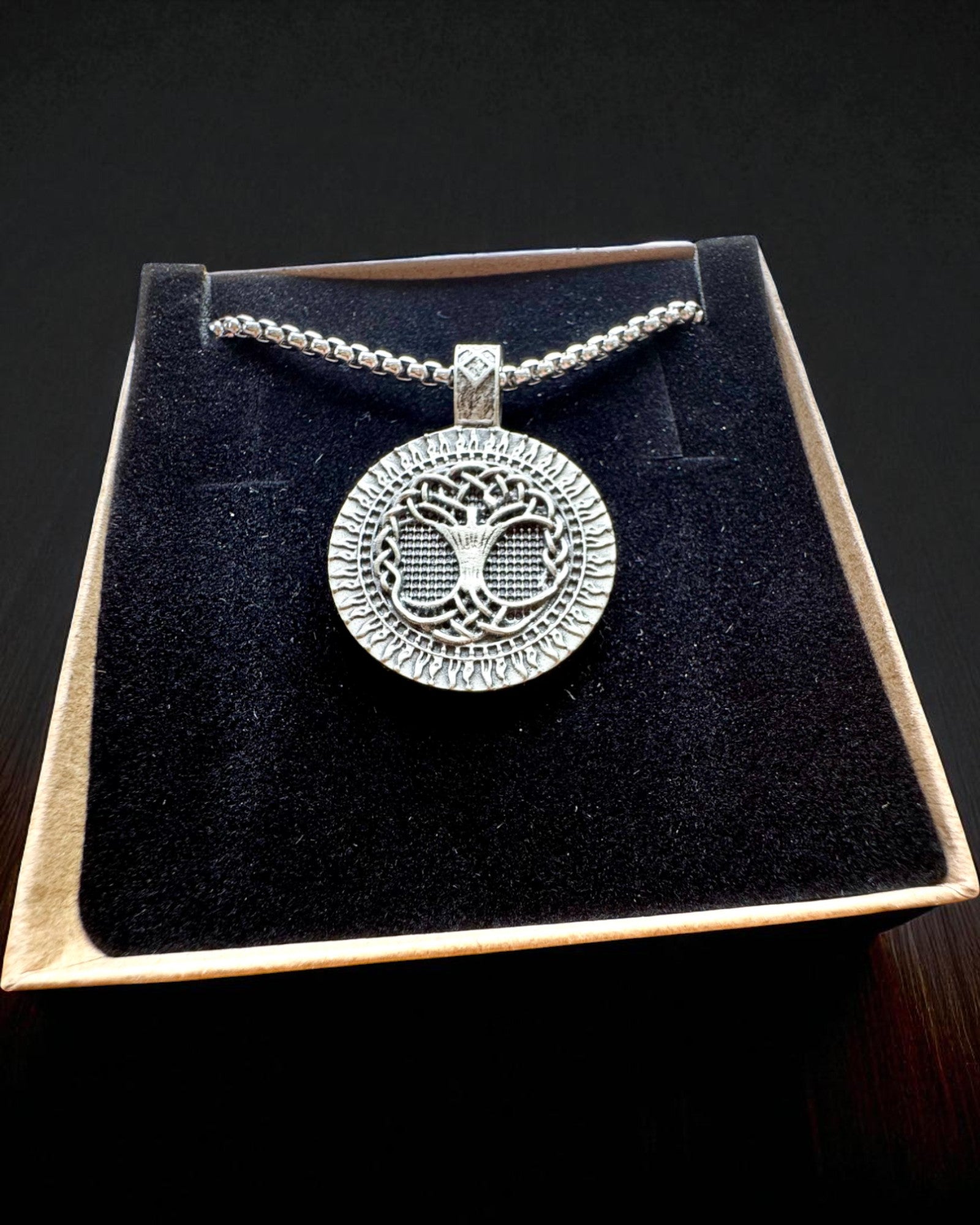 Amulette Arbre de Vie avec Gravure Possible - collier "Vitalité de la Nature", personnalisation