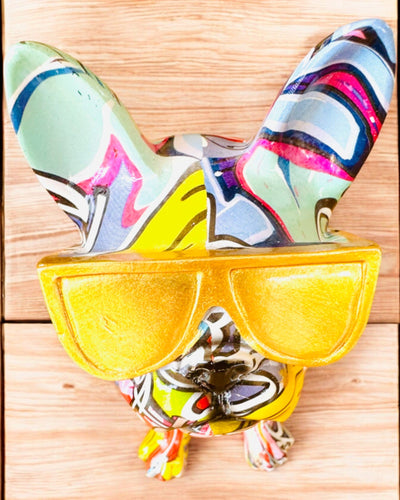 Bulldog Coloré avec Lunettes - Décoration Intérieure Unique, figurine décorative pour cadeau, personnalisation par gravure