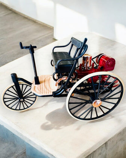 Tricycle Rétro Benz Patent-Motorwagen - Modèle de Collection, personnalisation par gravure pour cadeau