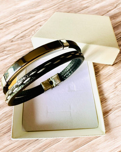 Braccialetto Sportivo in Pelle PU e Acciaio Inossidabile con Possibilità di Incisione – 3 Colori