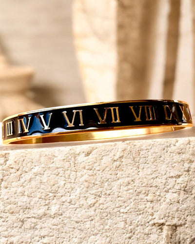 Bracelet "Time of Elegance" - gold color Stainless Steel with Roman Numerals, customizable with engraving