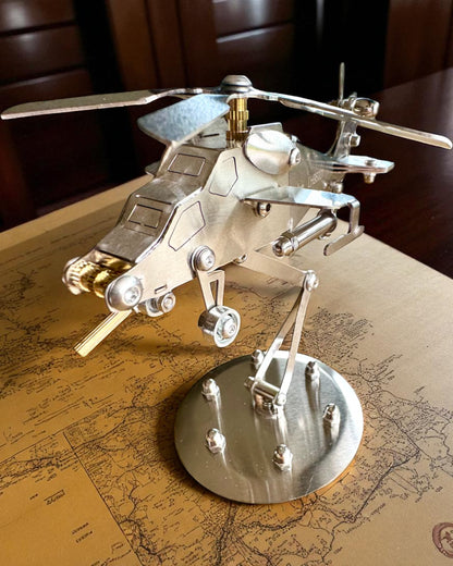 Modèle Métallique d'Hélicoptère « SkyRider » – Support de Bureau Réglable avec Personnalisation Gravée pour Cadeau