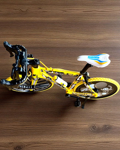 Modèle miniature en métal Vélo de collection "Speed Rider 1.2" – personnalisation avec gravure pour cadeau, 2 variantes de couleur