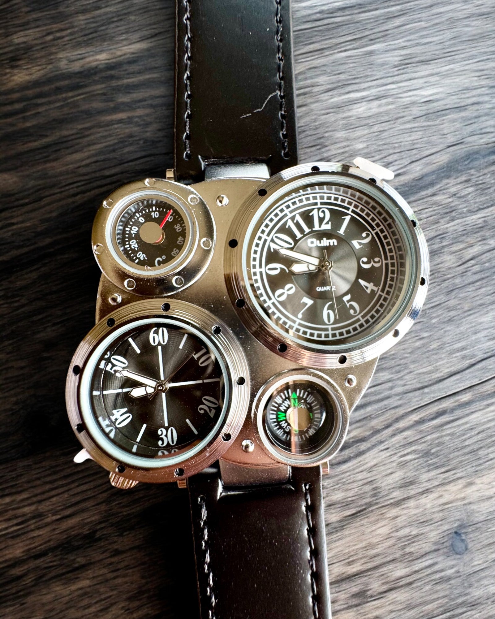 Montre de survie « Explorer 4en1 », possibilité de personnalisation avec gravure pour cadeau