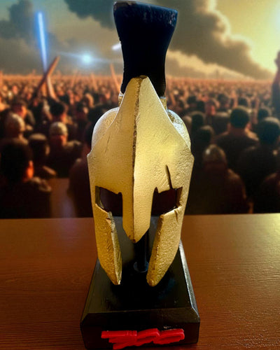 Elmo Spartan Premium – scultura decorativa realizzata a mano, possibilità di personalizzazione con incisione per regalo
