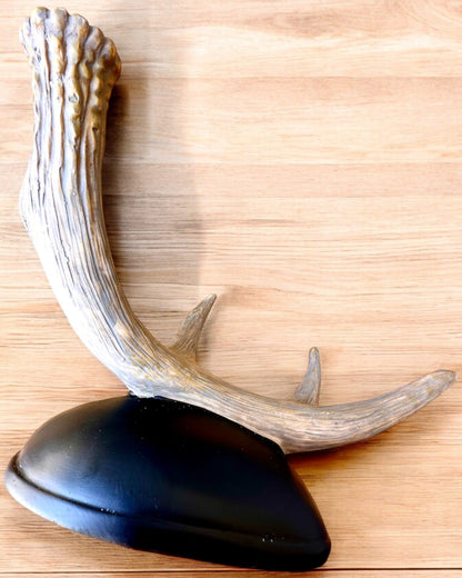 "Hirsch" Weinregal mit Gravuroption als Geschenk
