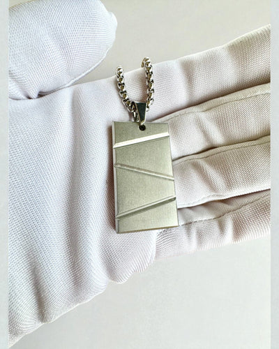 Herren Halskette Dog Tag „SteelVision“ – Edelstahl, 15 Varianten, Personalisierung mit Gravur