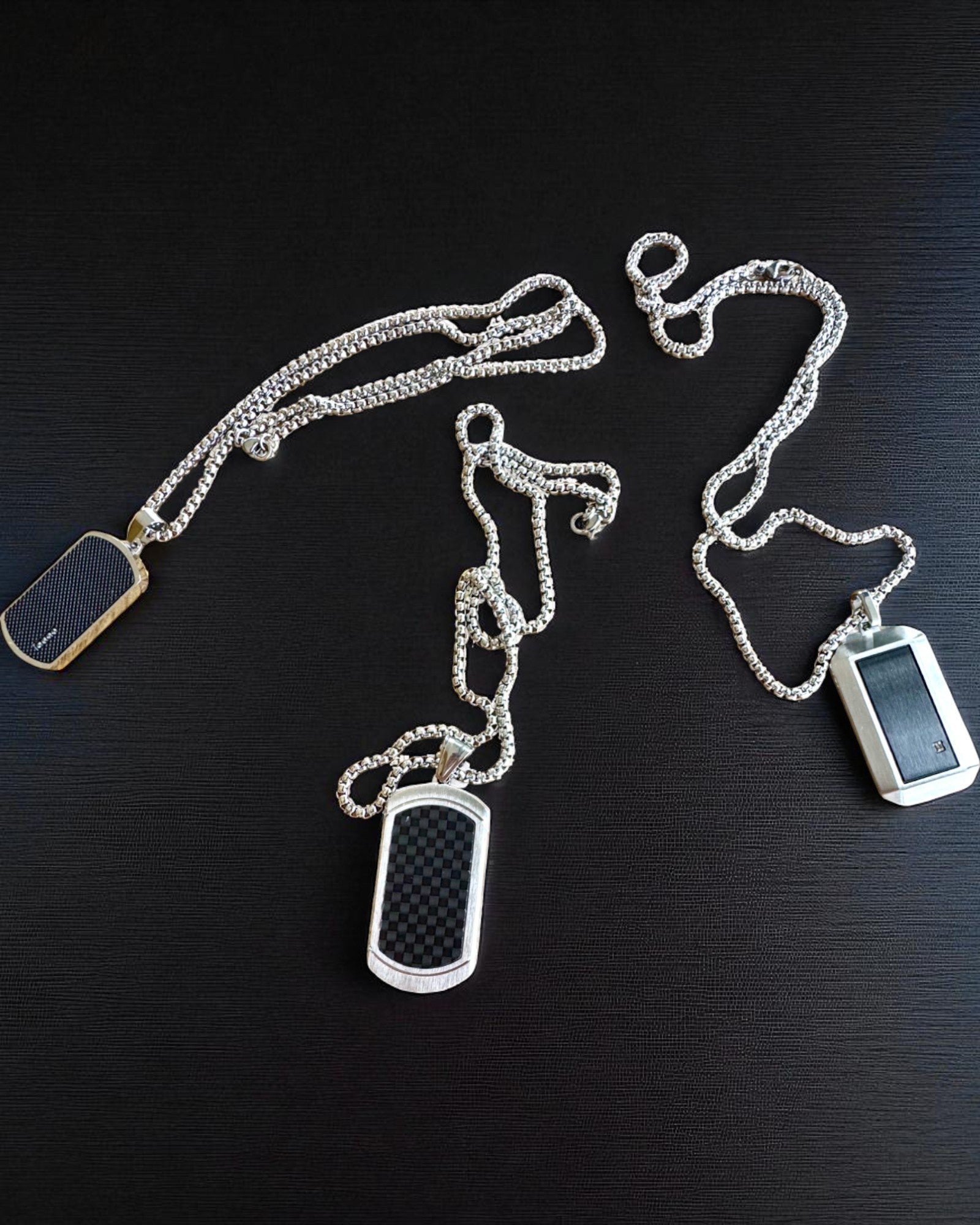 Collana maschile Dog Tag "SteelVision" – acciaio inossidabile, 15 varianti, personalizzazione con incisione