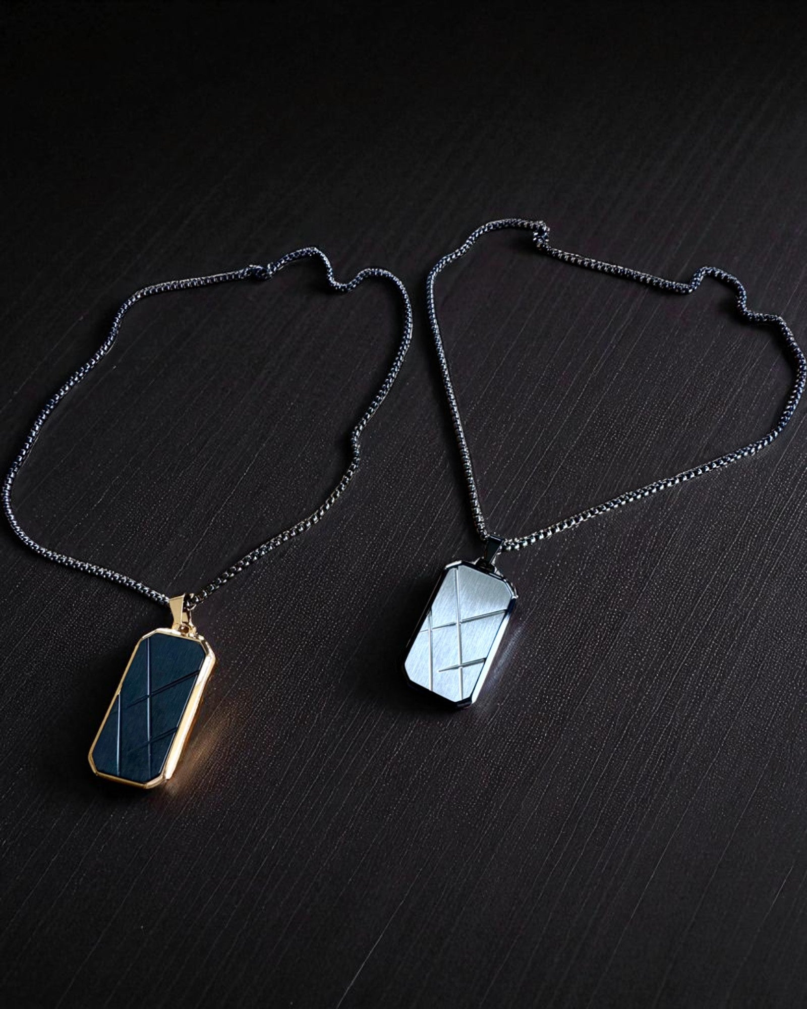 Collana maschile Dog Tag "SteelVision" – acciaio inossidabile, 15 varianti, personalizzazione con incisione
