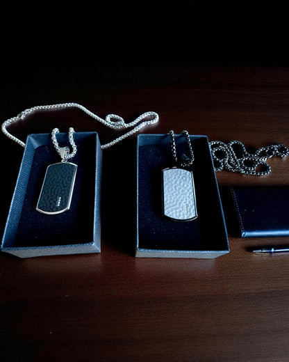 Collana maschile Dog Tag "SteelVision" – acciaio inossidabile, 15 varianti, personalizzazione con incisione