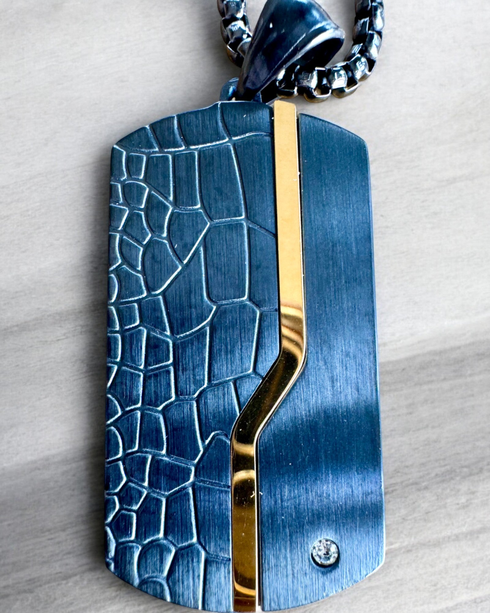 Men's Necklace Elegant Strength - personalized engraving for a gift