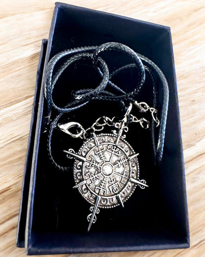 Amulette "Wojownik Północy" - Boussole Viking, possibilité de personnalisation avec gravure pour cadeau, 2 variantes au choix