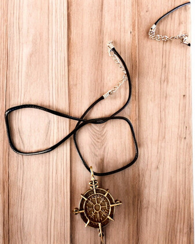 Amulet Northern Warrior - Viking Compass, personalization option with engraving for a gift, 2 variants to choose from