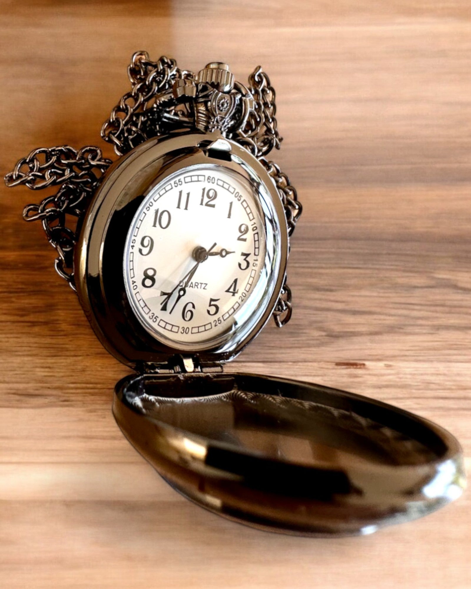 Orologio da Tasca 'Bacio dei Corvi' con Incisione – personalizzazione con incisione per regalo