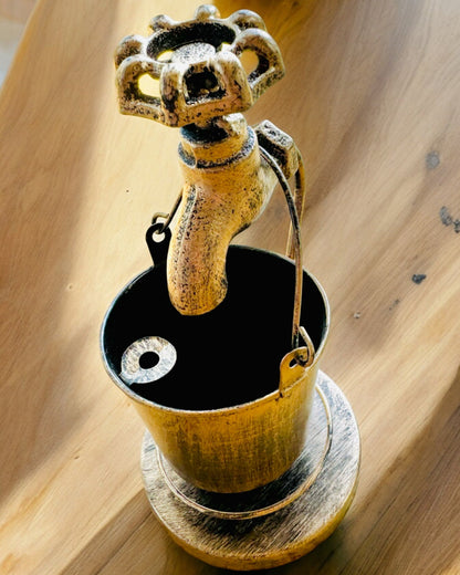 Cendrier Métallique Élégant "Rustic Charm" de 19-23 cm de hauteur, 8 variantes au choix, gravure sur demande