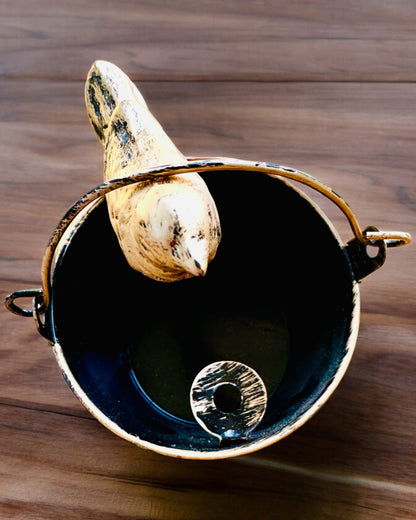 Cendrier Métallique Élégant "Rustic Charm" de 19-23 cm de hauteur, 8 variantes au choix, gravure sur demande