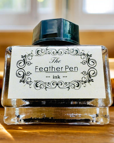 Set Regalo - Penna d'Oca Bordeaux-Viola "Eleganza Steampunk" con Possibilità di Incisione, per regalo