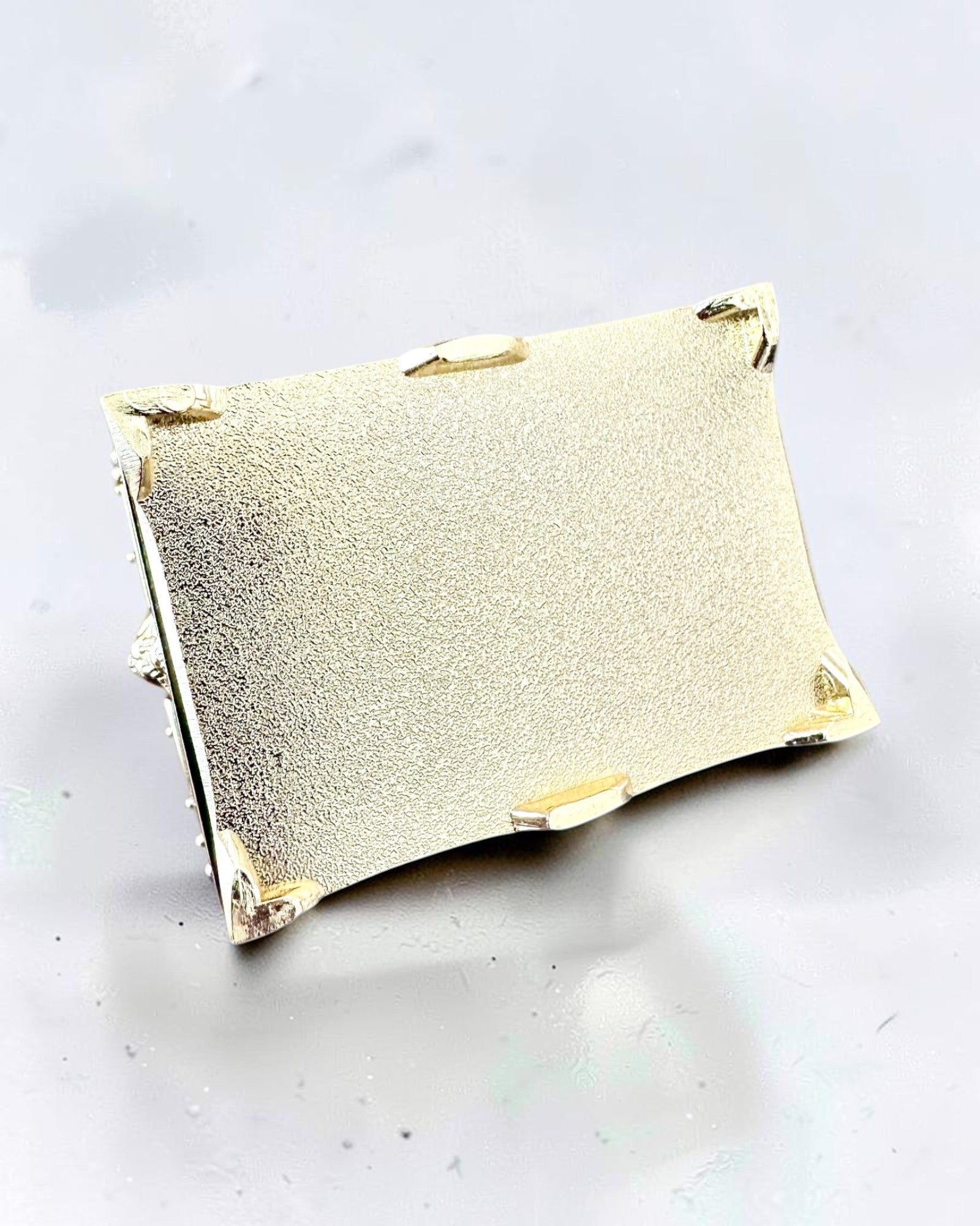 Retro Metal Treasure Chest with Engraving - Silvery Box 7x5x5 cm