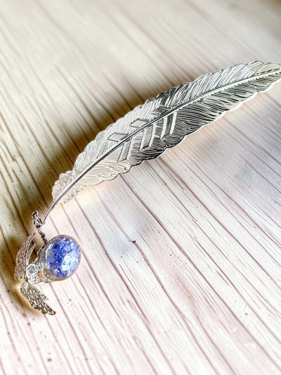 Creative bookmark with engraving, in a retro style with a feather and butterfly motif – Elegant promotional gift