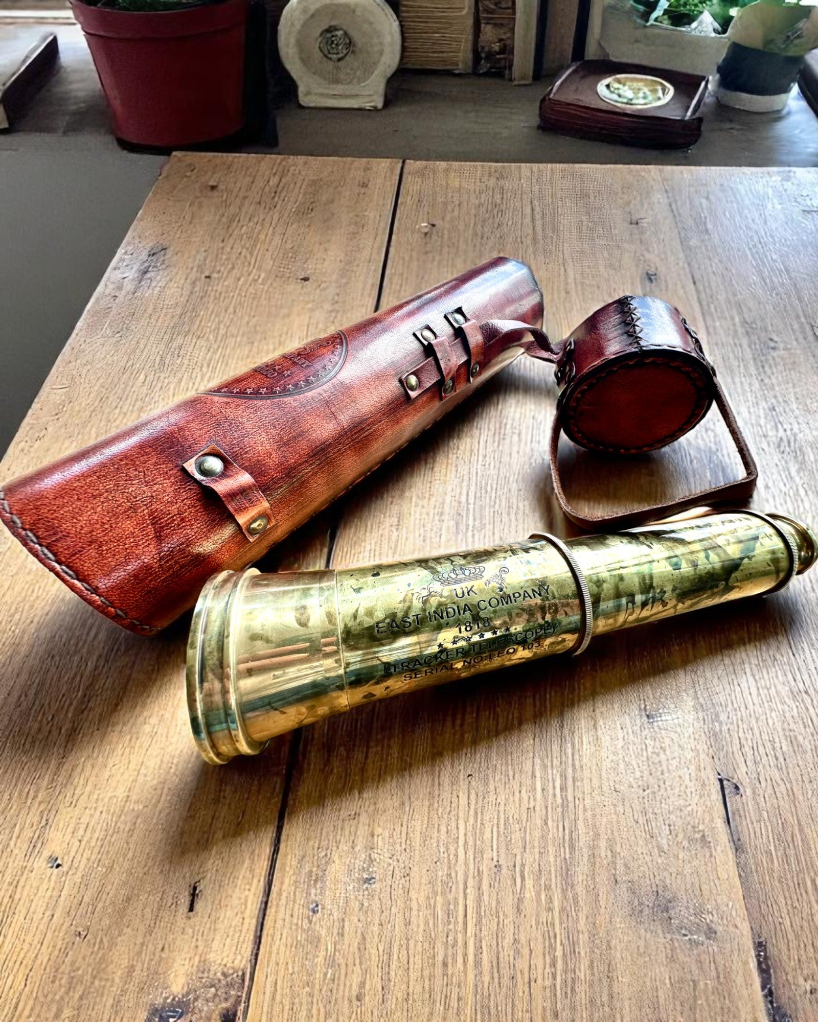 Lunette Royale "Voyager 1818" – Exclusive, en Laiton, 83 cm, faite à la main, étui en Cuir Véritable – Édition de Collection, personnalisation par gravure pour cadeau