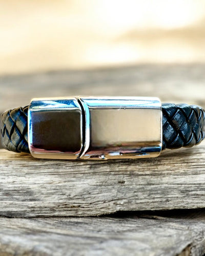 Men's Bracelet "SkyRider" – Leather Style with Character - Customizable with Engraving