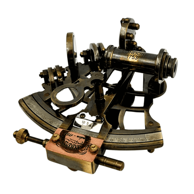 Sextant en laiton rétro dans étui en cuir - instrument de navigation élégant avec possibilité de gravure - cadeau idéal pour amateurs de voile et d’histoire - dimensions 13x12x7 cm