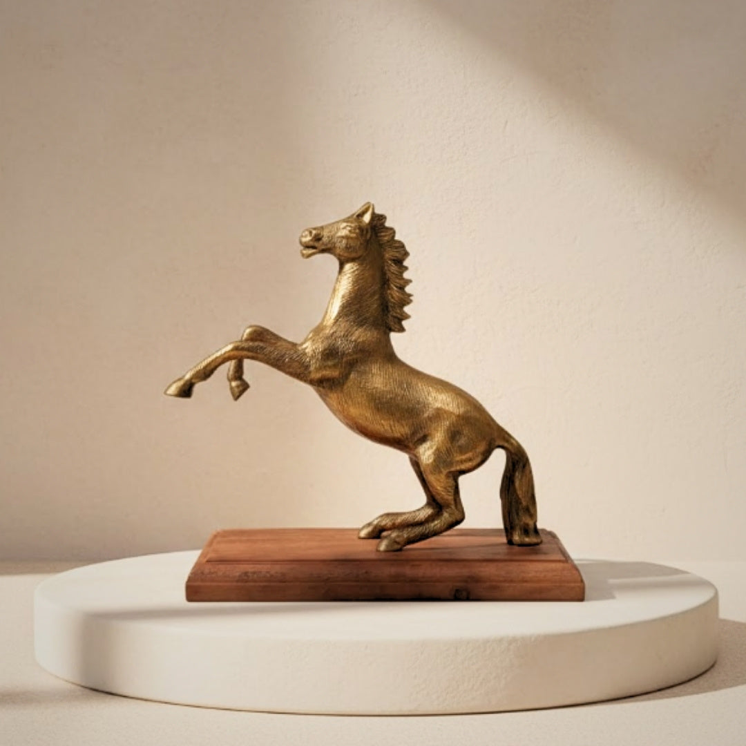 Pferd - Aluminiumfigur auf Holzsockel - NI9537