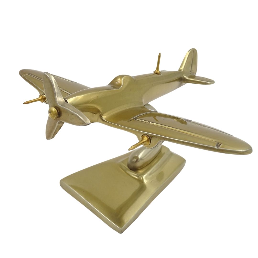 Modello di aeroplano Spitfire - leggendario caccia della seconda guerra mondiale – SPIS