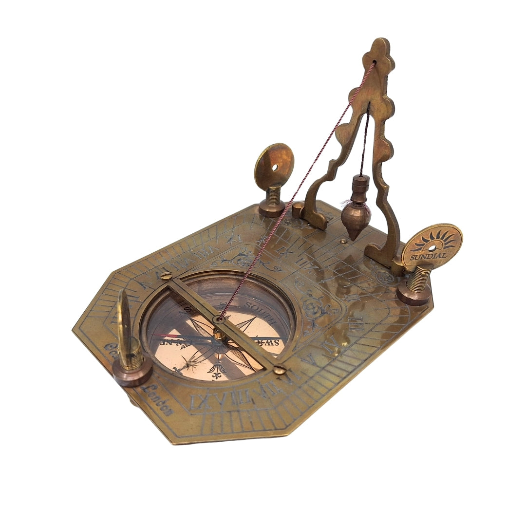 Eleganter Messingkompass mit Sonnenuhr in Holzschachtel - Ideales Geschenk für Reisende, Retro-Stil, Maße: 11.5 x 8.8 x 9.0 cm, Material: Messing und Holz