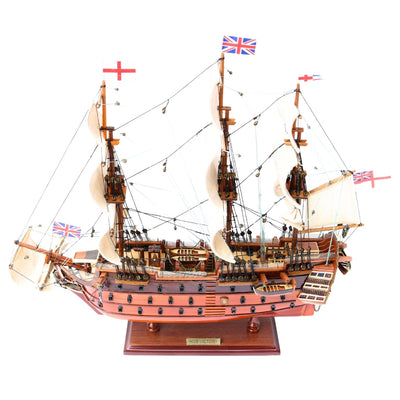 Segelschiffmodell HMS Victory, montiert, 54 cm - handgefertigte Replik mit Möglichkeit zur Personalisierung durch Gravur - ideales Geschenk für Segelliebhaber - hohe Qualität, eleganter Holzsockel