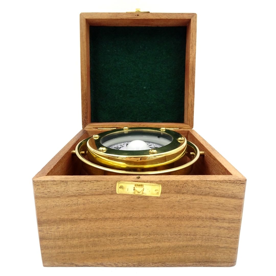 Boussole de navigation en laiton NC1614