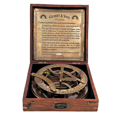 Grande boussole en laiton XXL avec cadran solaire dans un élégant coffret en bois