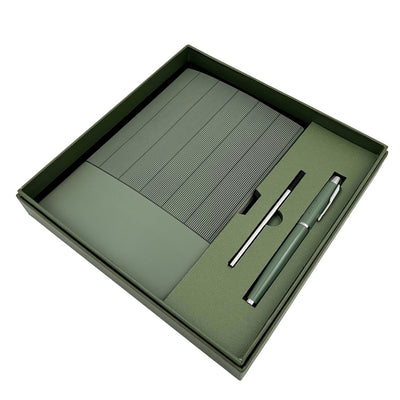Elegantes Geschenkset - Ledernotizbuch A5 mit Kugelschreiber in Geschenkbox - Olivgrün - EE14