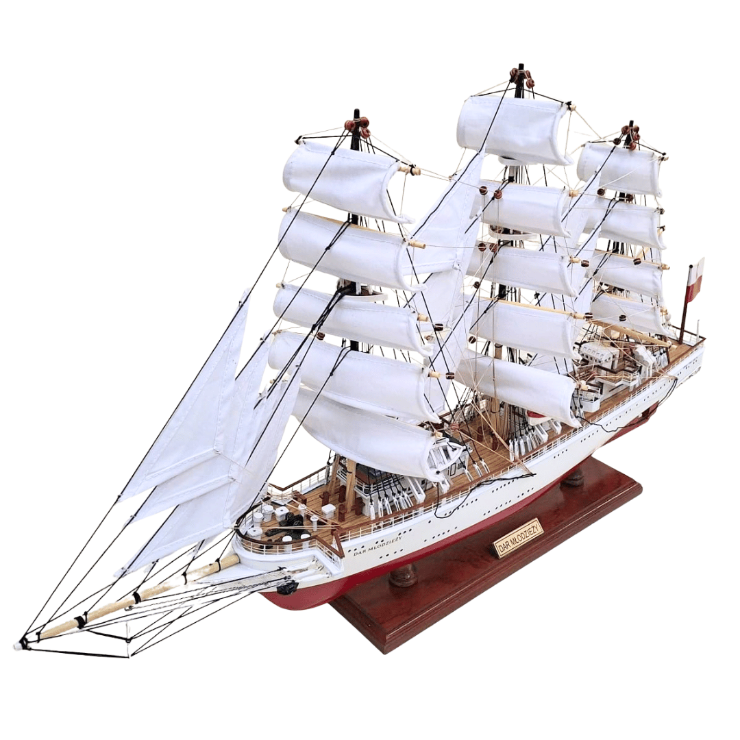 Modèle exclusif du voilier Dar Młodzieży XXL de 71 cm, personnalisable par gravure