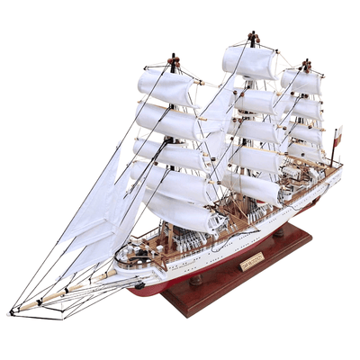 Modèle exclusif du voilier Dar Młodzieży XXL de 71 cm, personnalisable par gravure