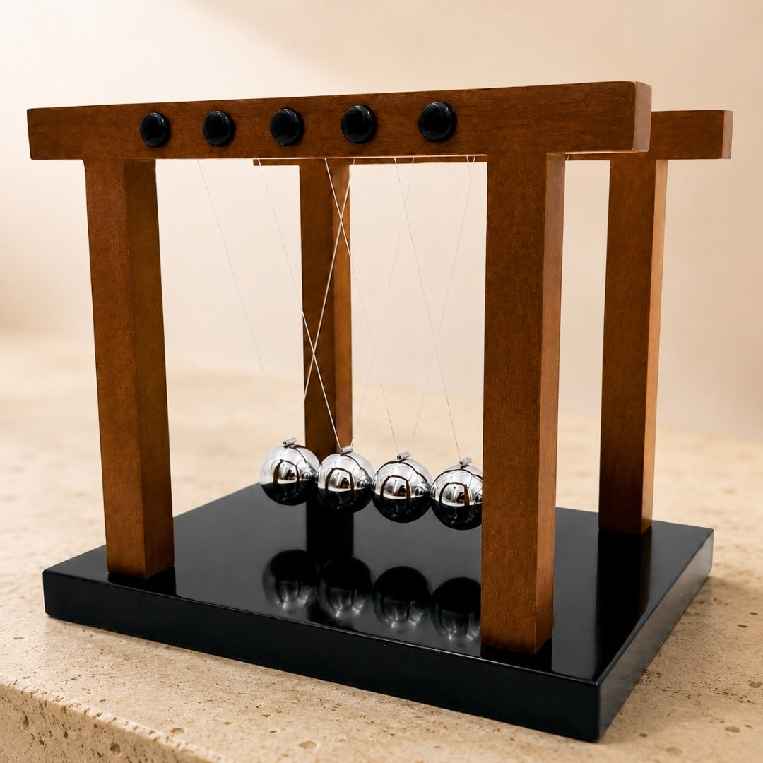 Elegante große Premium-Newtonkugeln auf Holzsockel - YG1300F