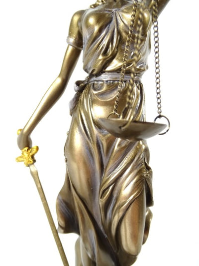 Figurine Thémis 35 cm - Cadeau pour avocat ou juge - MC-90037