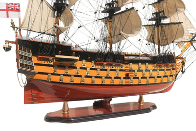 Modèle assemblé du voilier HMS Victory de 80cm, personnalisable par gravure - Décoration exclusive à offrir, fabriquée à la main en bois exotique, haute qualité et souci du détail